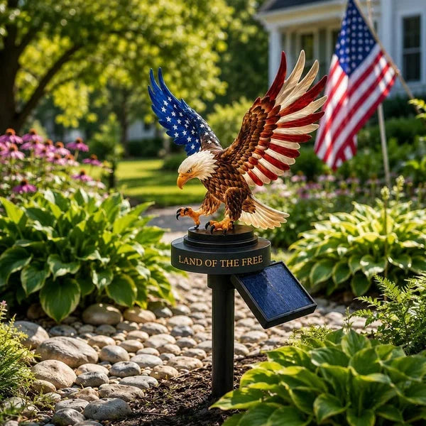 Solar Eagle Garden Light