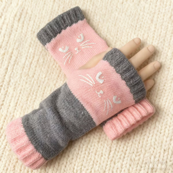 Women’s Knitted Fingerless Gloves with Cute Cat – Cozy, Stylish & Practical Winter Hand Warmers